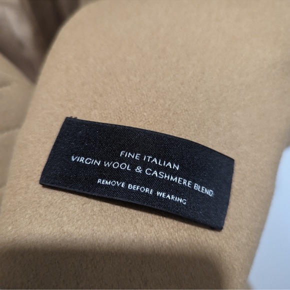 ✨ SOLD ✨ BABATON Coat - Picture 4 of 4